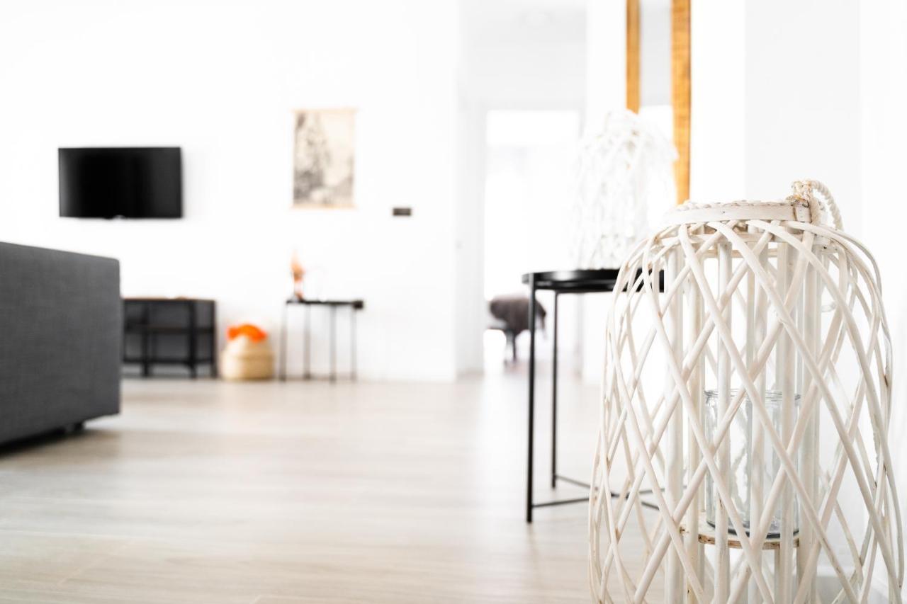 Apartamentos La Encarnacion 龙达 外观 照片